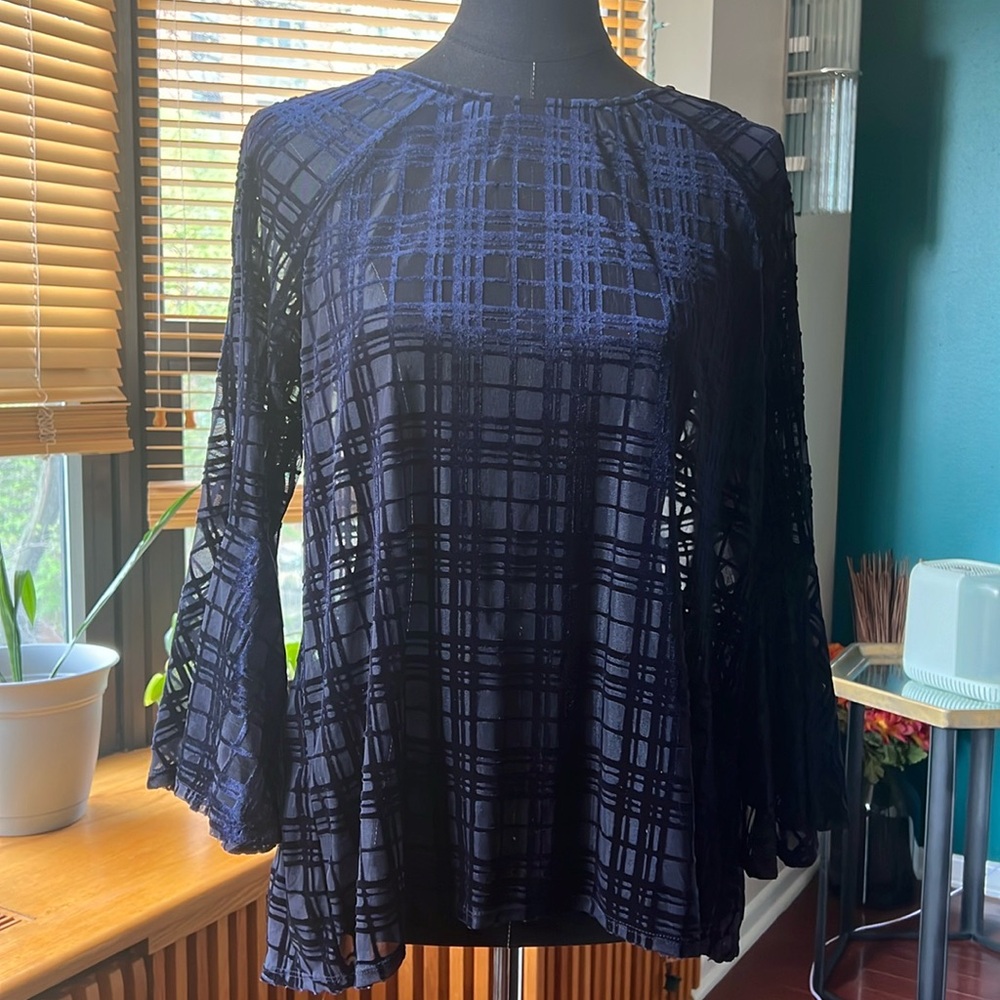 See through velvet top bell sleeves